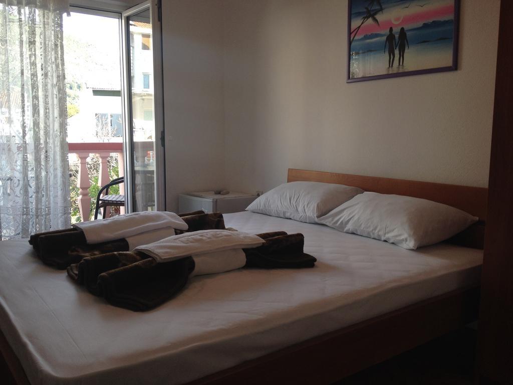 Rooms Kuljic Budva Rum bild